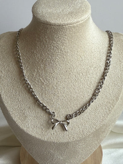 Bow Kette