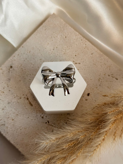 Chunky Bow Ring