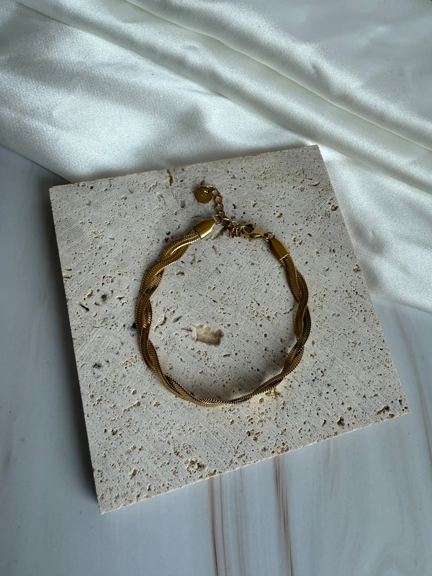Twisted Armband✨
