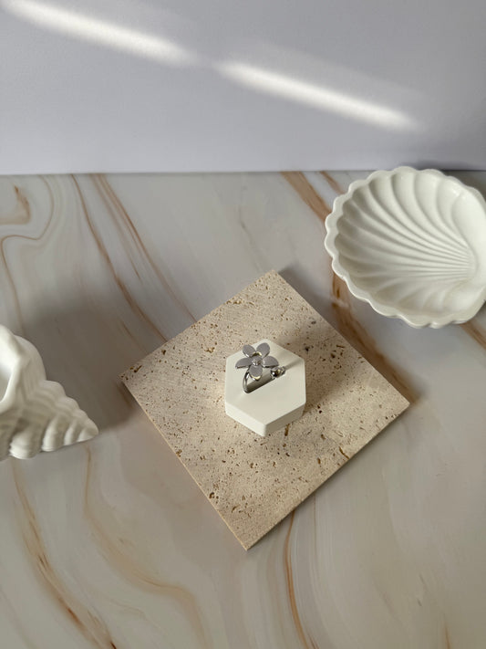 Sweet Flower Ring