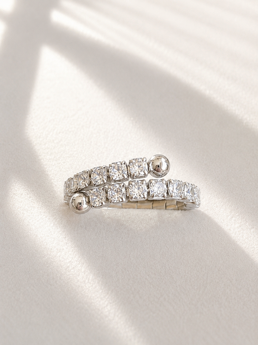 Dazzle Ring ✨