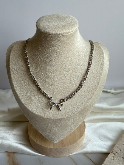 Bow Kette